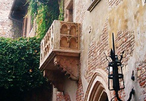 2019 Travel Horoscopes