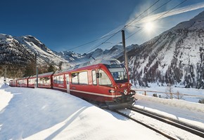 Glacier Express in winter